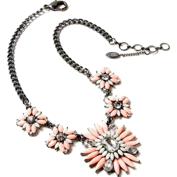 Amitra Singh pink  floral bib necklace - Picture 1 of 6